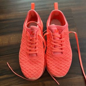 APL Techloom Phantom shoes, sz 8